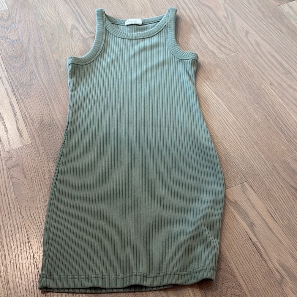 GAP Olive Ribbed Top